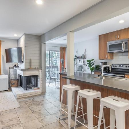 Updated Whistler Creek Studio With Parking วิสต์เลอร์ ภายนอก รูปภาพ